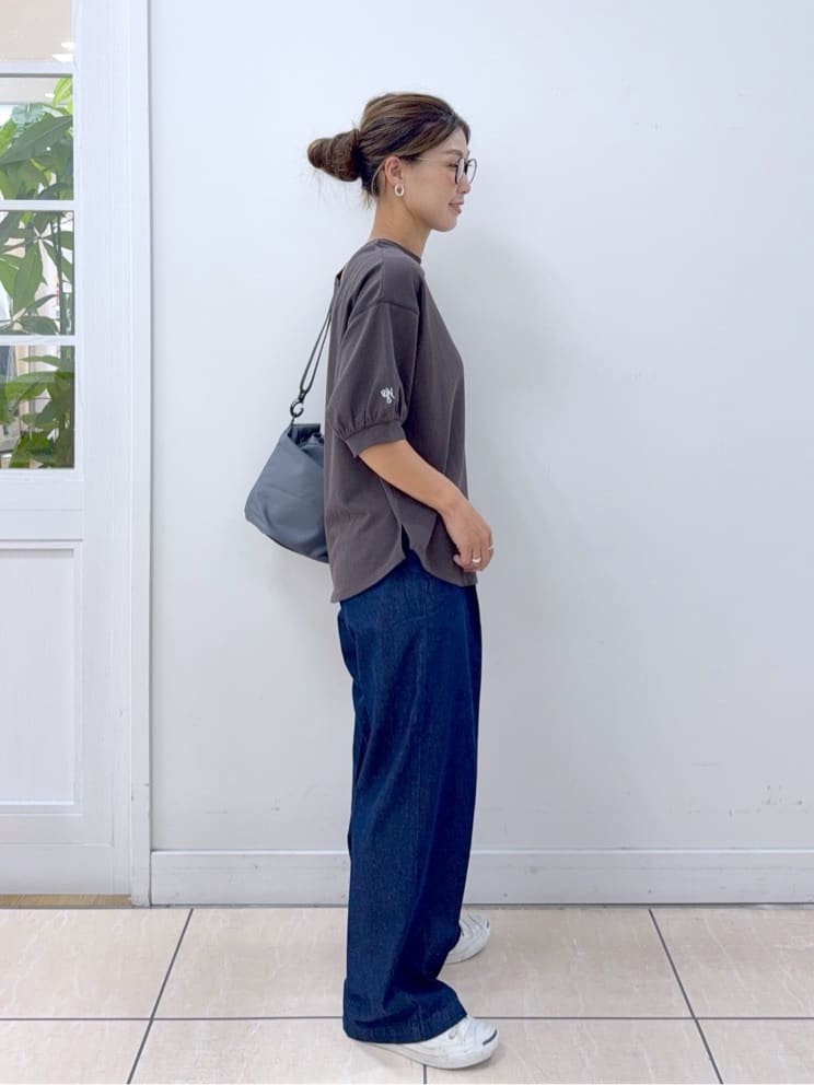Osawaさんの「Dessin｜【360度可愛い/前後2WAY/洗える】ライトコットンヘンリーカットソー」を使ったコーディネート