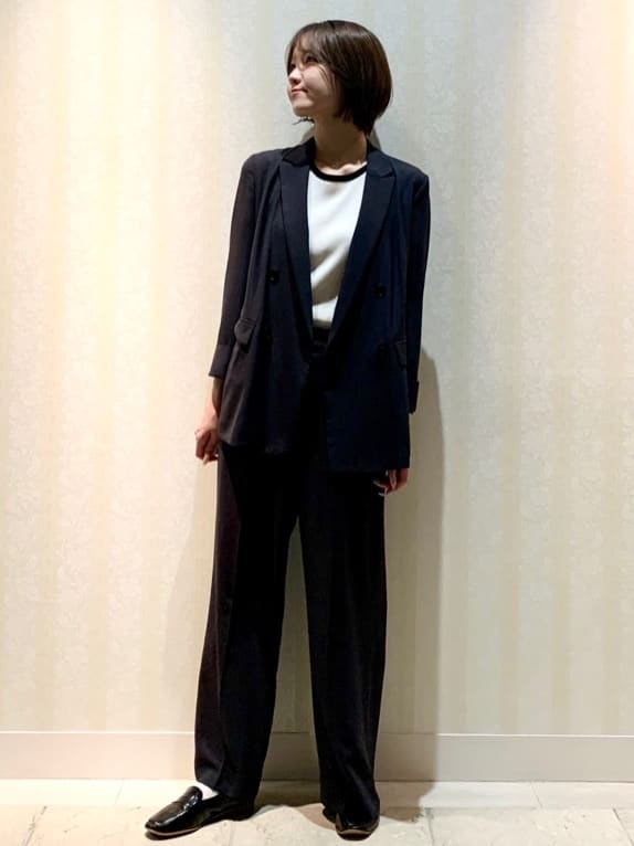 hikaruさんの「INDIVI｜【軽く羽織れる！】ダブルジャケット」を使ったコーディネート