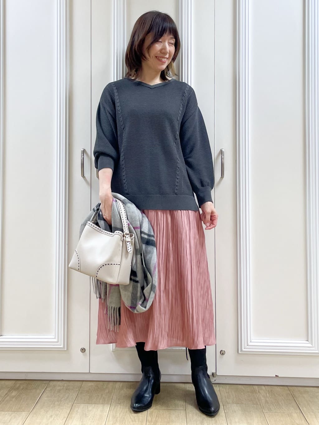 めいさんの「Reflect｜【パンツ合わせにぴったり◎】ゆったりオフボディニット」を使ったコーディネート