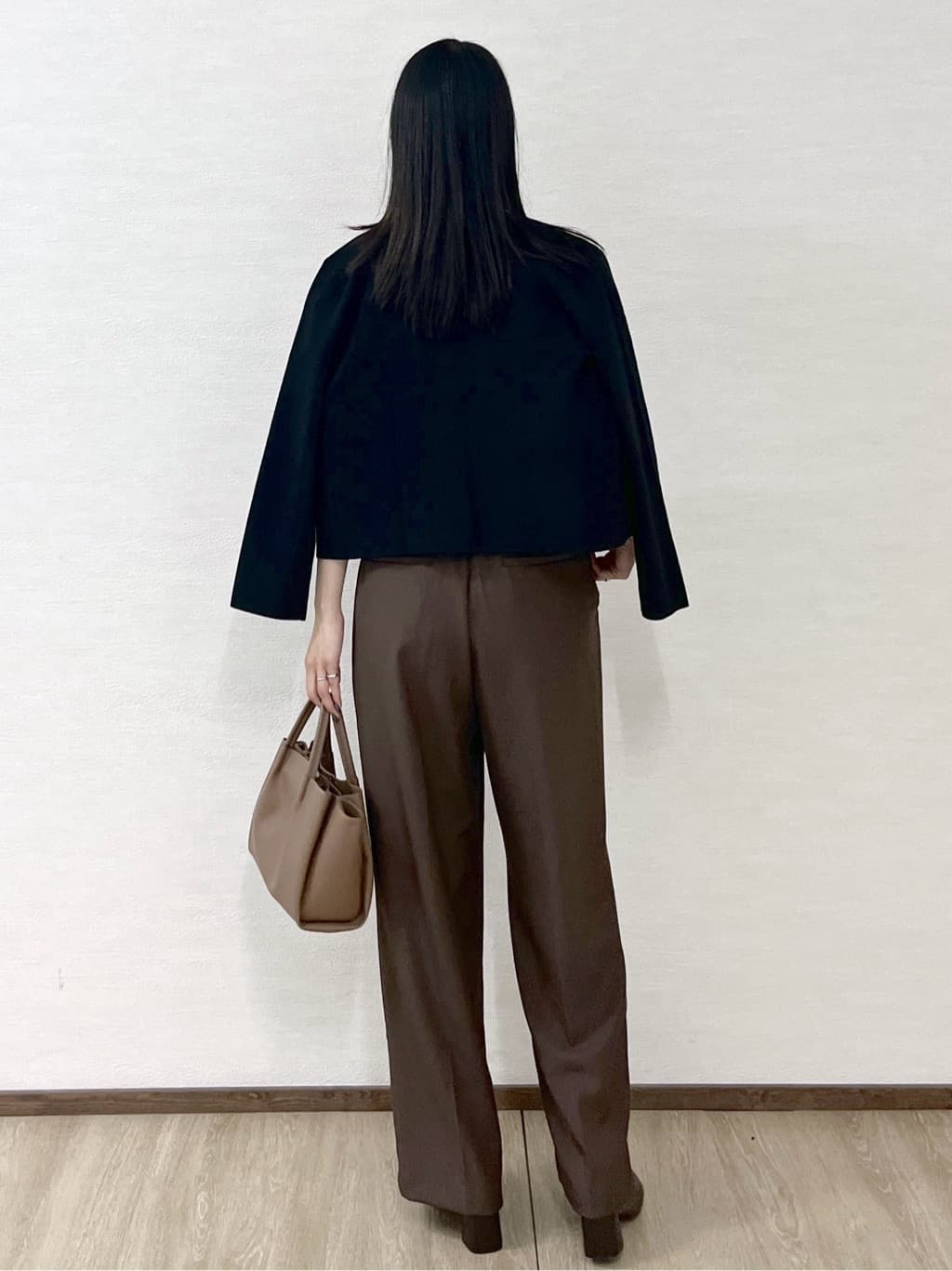sachikoさんの「OPAQUE.CLIP｜ポケット刺繍レギュラーカラーシャツ【洗濯機OK】」を使ったコーディネート