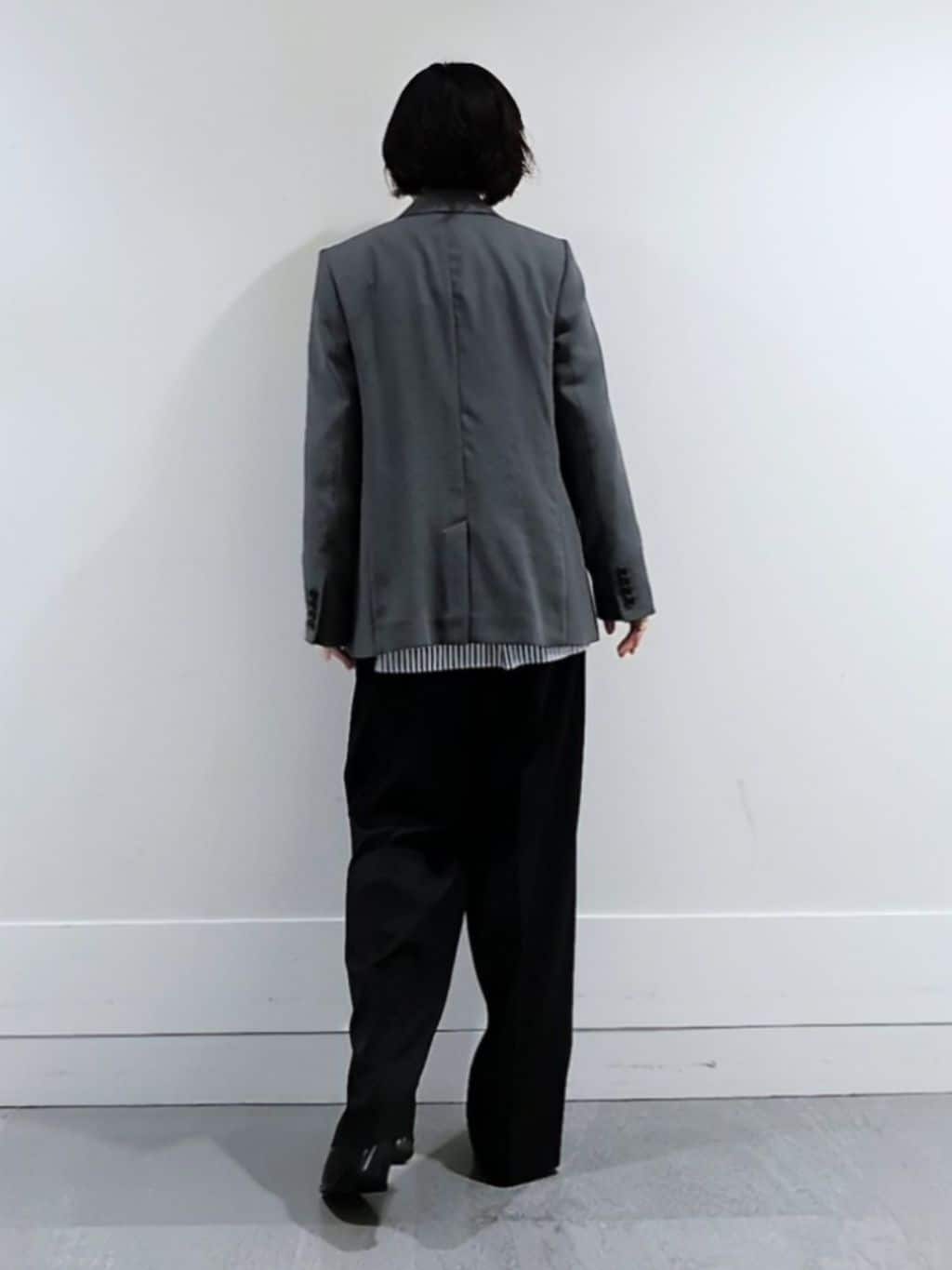 ミズタさんの「UNTITLED｜【8色展開/体型カバー】魅せるタイムレスニット」を使ったコーディネート