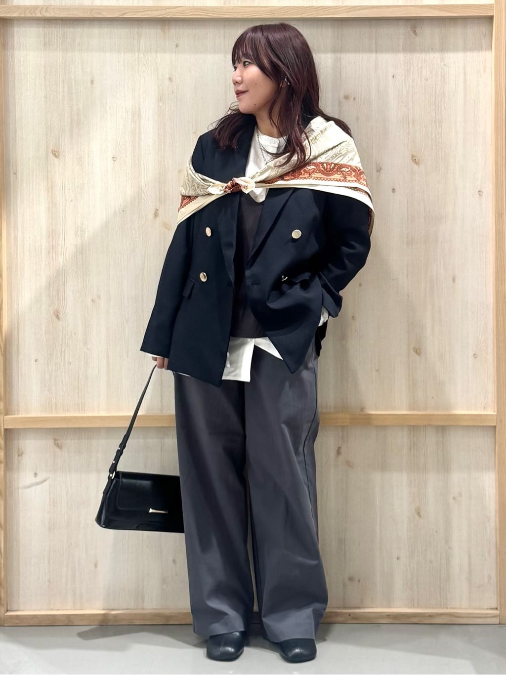 nanaさんの「THE SHOP TK｜【今羽織るなら】ダブルブレストジャケット【セットアップ可/洗える】」を使ったコーディネート
