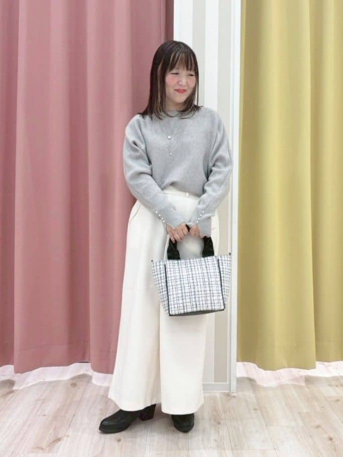ゆーんさんの「SHOO･LA･RUE｜【撥水/洗える】ショートフーディーダウン」を使ったコーディネート
