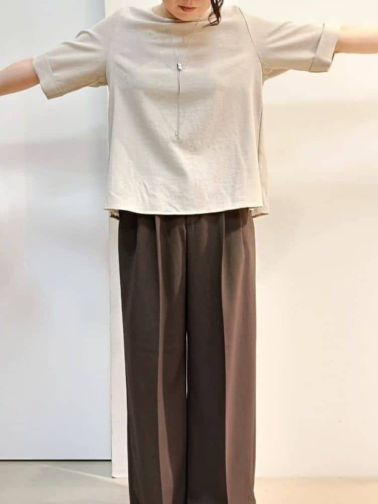 あんさんの「THE SHOP TK｜麻調メッシュブラウス【二の腕カバー/洗える】」を使ったコーディネート