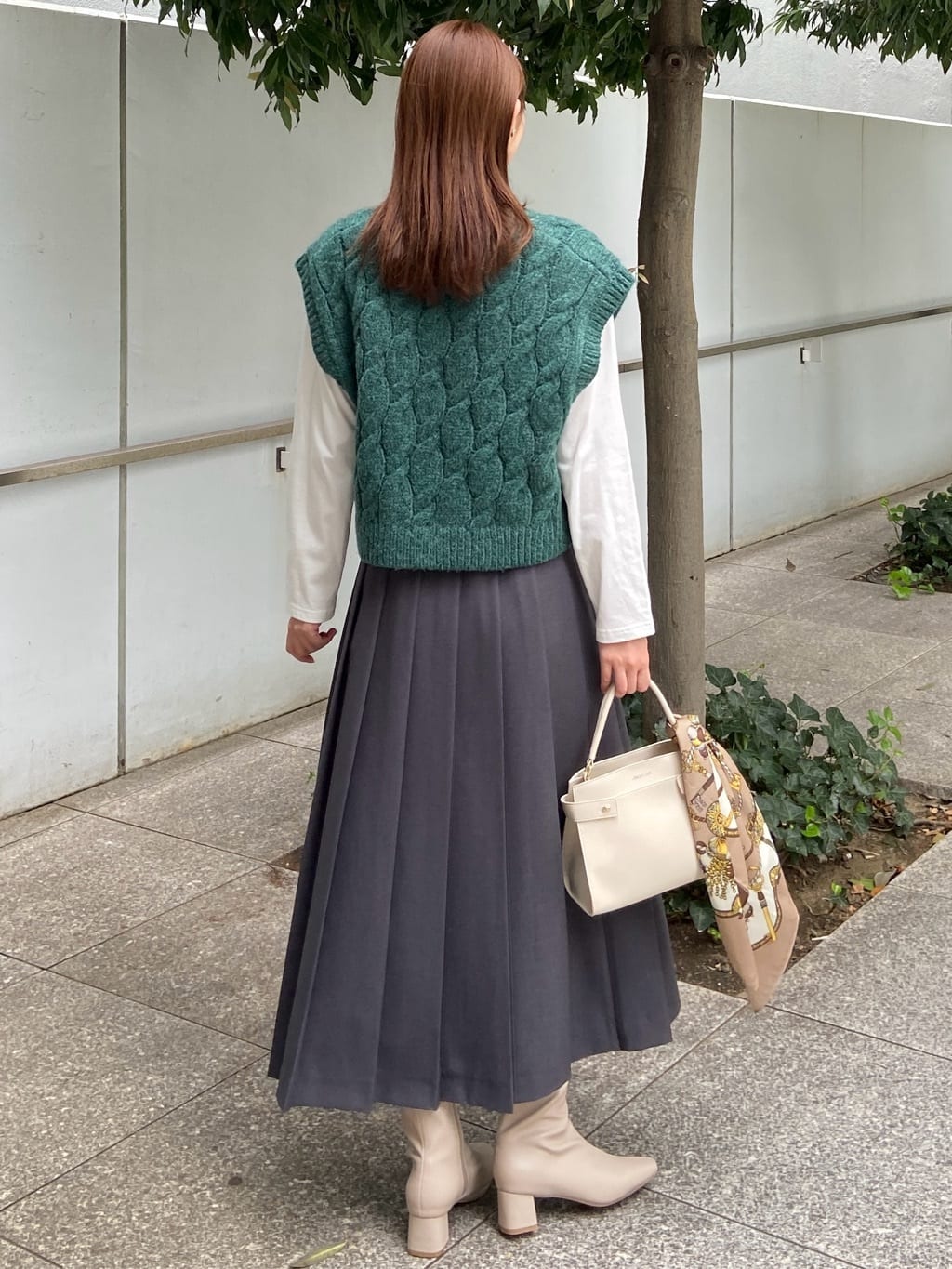 めぐさんの「OPAQUE.CLIP｜ロングロゴTシャツ【洗濯機OK】」を使ったコーディネート