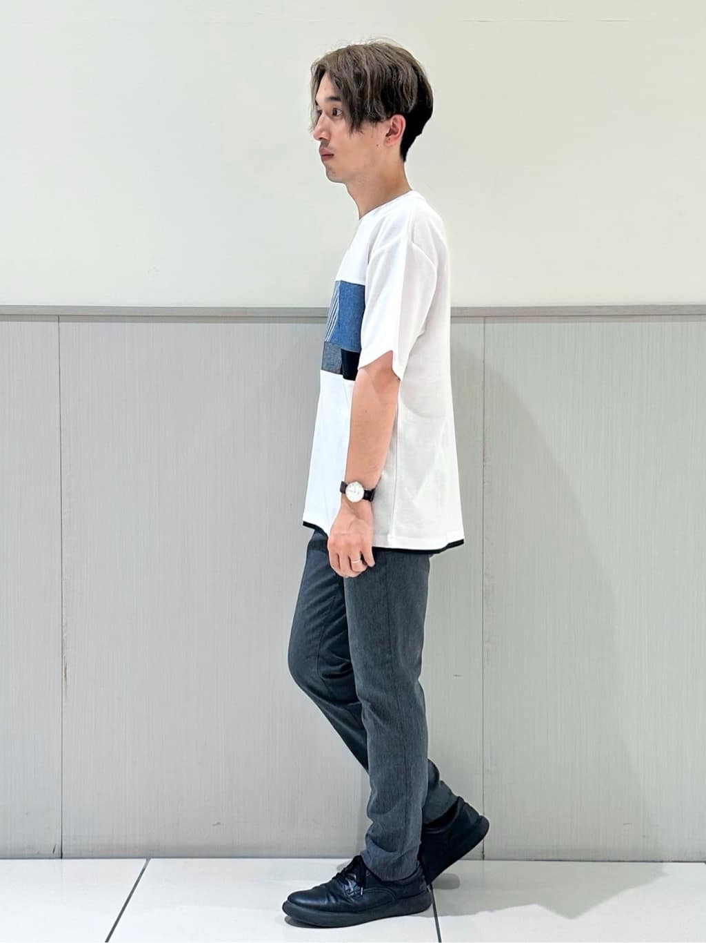 tomoyaさんの「THE SHOP TK｜プレミアムスキニーパンツ ストレッチ+ 接触冷感／洗濯機OK」を使ったコーディネート