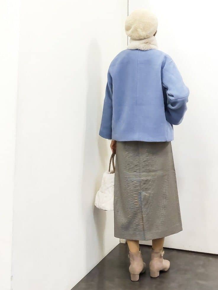 やまちゃんさんの「grove｜【2WAY/美シルエット】着こなし自在のジャンドレワンピース」を使ったコーディネート