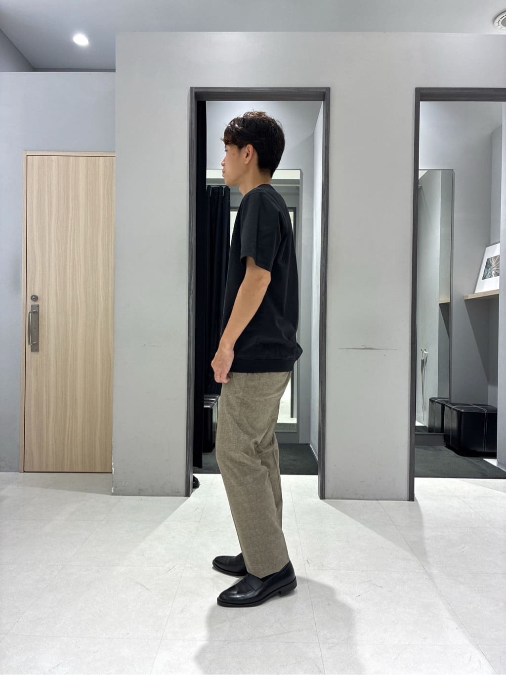 わいずみさんの「TAKEO KIKUCHI｜【抗菌防臭／5サイズ展開】ハイゲージポンチ Tシャツ」を使ったコーディネート