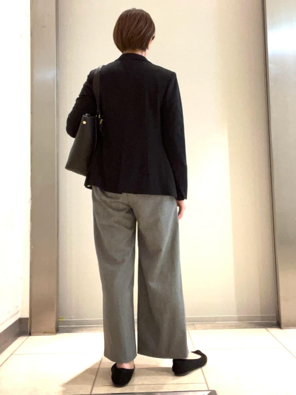 TOMOMIさんの「Reflect｜【すっきりシルエット】ワイドクロップドパンツ」を使ったコーディネート