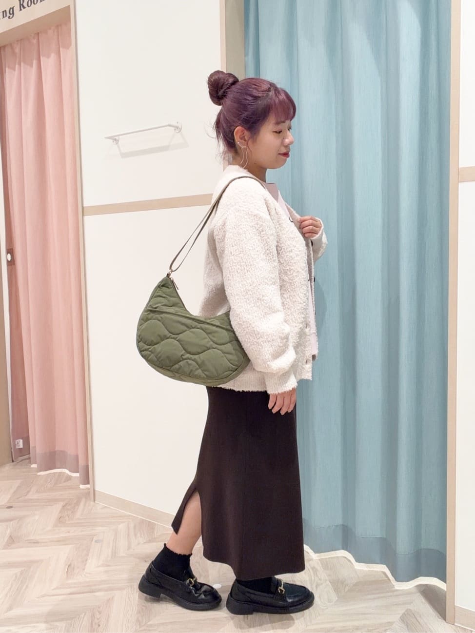 まちゃんなちゃんさんの「SHOO･LA･RUE｜グラフィックアソート裏毛スウェット」を使ったコーディネート
