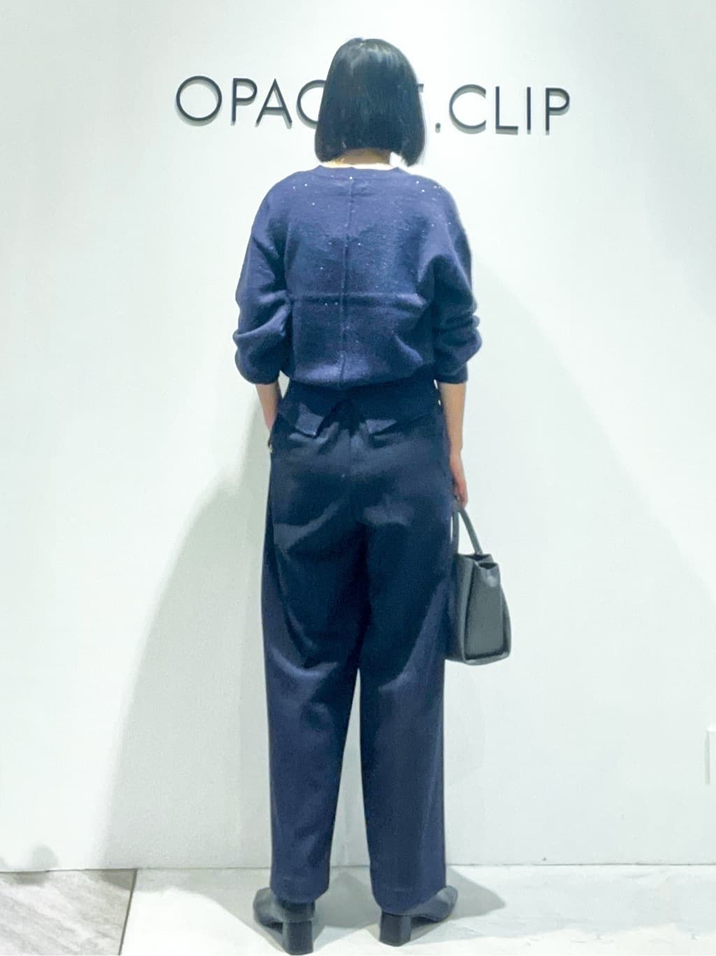 あいさんの「OPAQUE.CLIP｜Vネックラメニット【洗濯機OK】」を使ったコーディネート