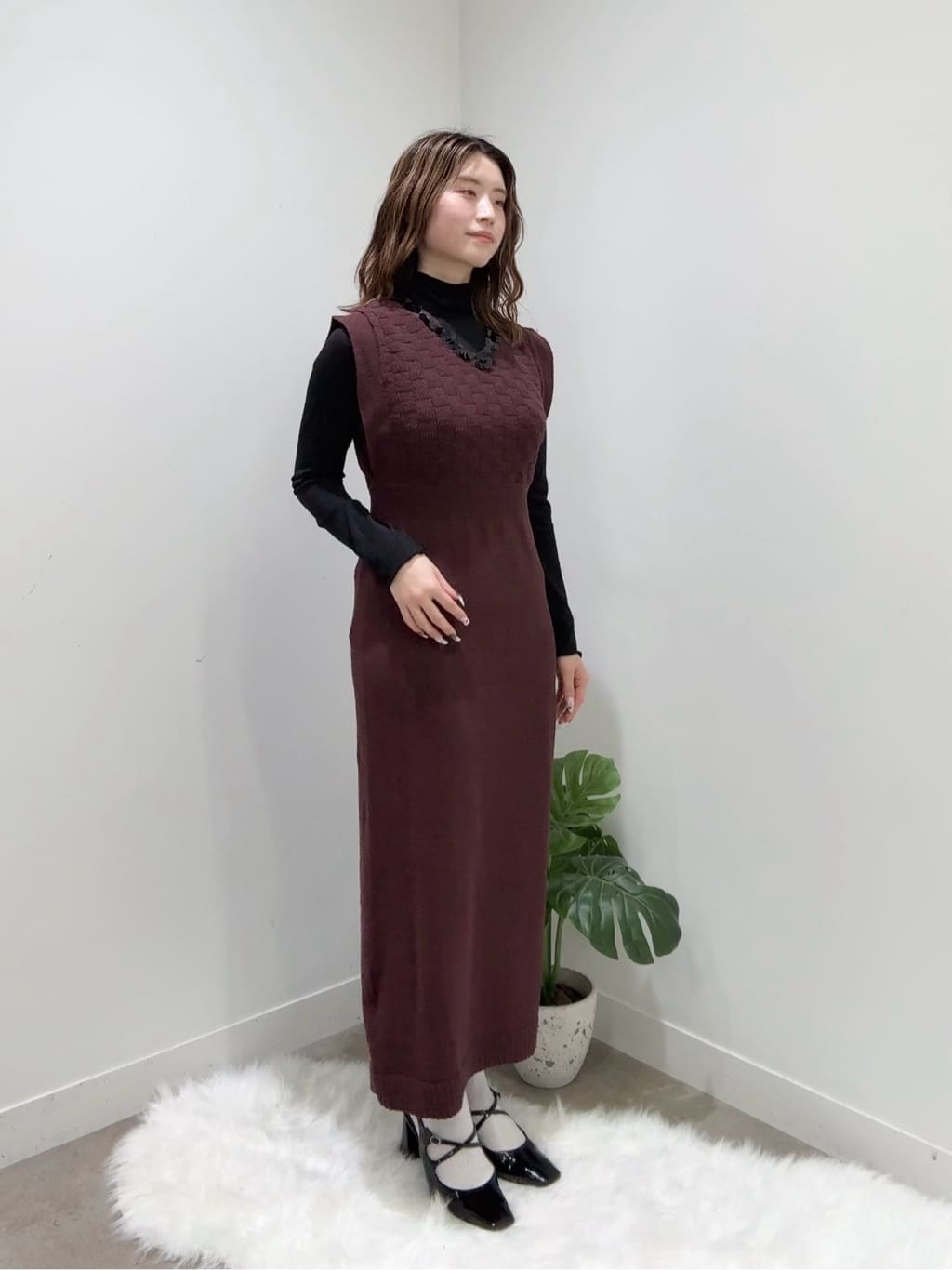 Suma Una本部スタッフさんの「SunaUna｜【COLLECTION LINE】スパンコール ニットワンピース」を使ったコーディネート