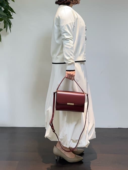 Asamiさんの「UNTITLED｜【アンサンブル可/薄手】ベーシッククルーネックカーディガン」を使ったコーディネート