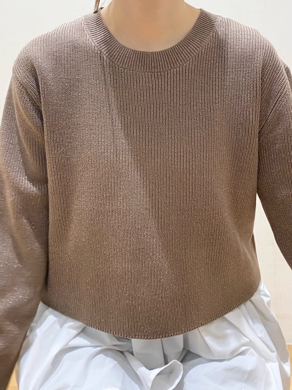 みなみさんの「OPAQUE.CLIP｜《ツインセット》ショートラメニット&times;フレアタンクトップ【洗濯機OK】」を使ったコーディネート