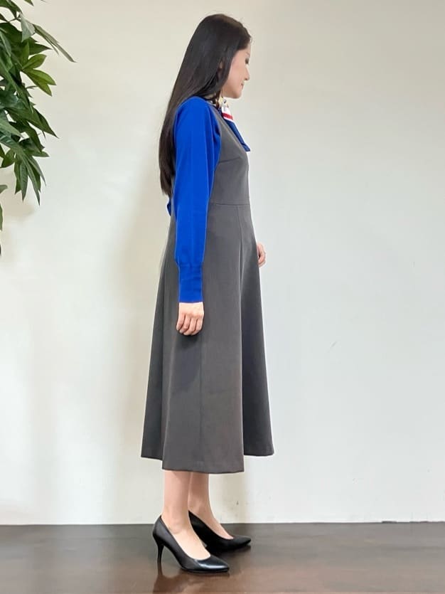 カレンさんの「UNTITLED｜【アンサンブル可/洗える】シルクウールカシミヤ ドルマンスリーブニット」を使ったコーディネート