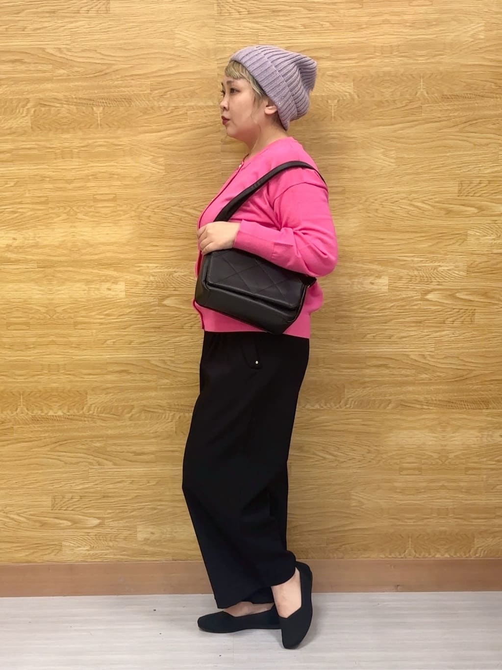 ぁむさんの「SHOO･LA･RUE｜【洗える/S-LL/アンサンブル可】大人フェミニン さらっとタッチのニットカーディガン」を使ったコーディネート