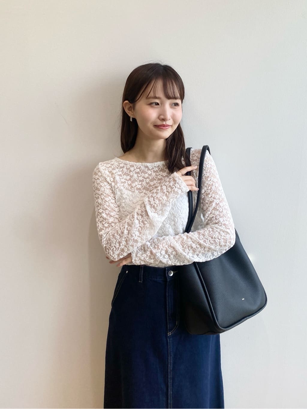 みさかさんの「index｜モールレースシアートップス【洗濯機OK】」を使ったコーディネート