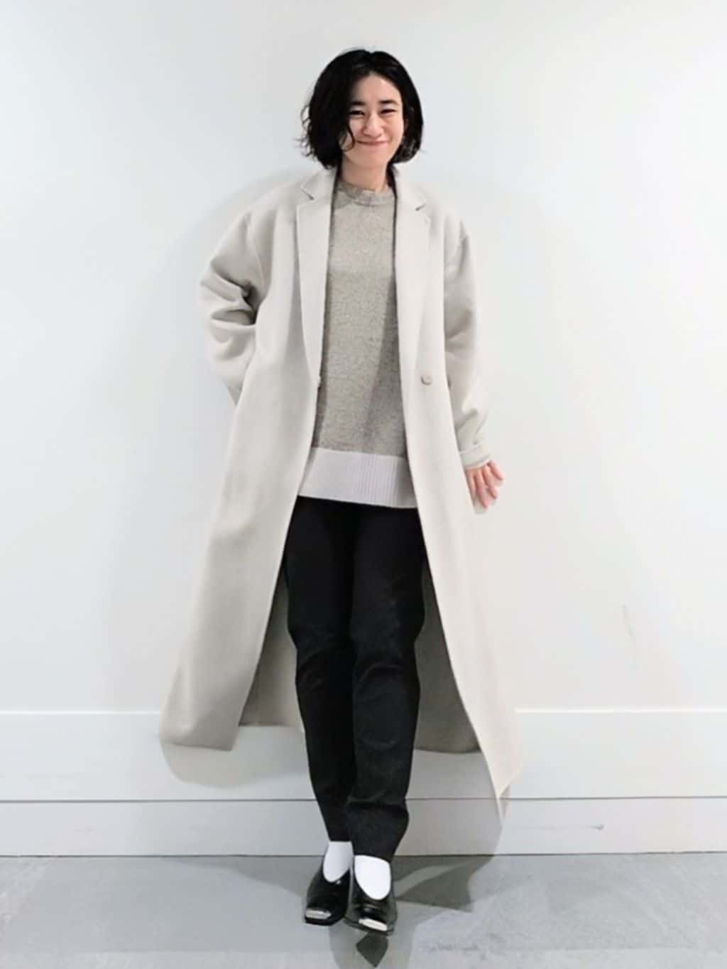ミズタさんの「UNTITLED｜【ロング丈/軽やか】テーラード　リバーコート」を使ったコーディネート