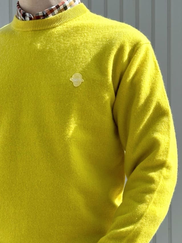 イッシーさんの「TAKEO KIKUCHI｜【Air Palette Knit】ワンポイント カラーニット プルオーバー」を使ったコーディネート