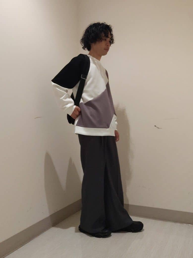 NAKANOさんの「tk.TAKEO KIKUCHI｜ワイドストレートパンツ」を使ったコーディネート