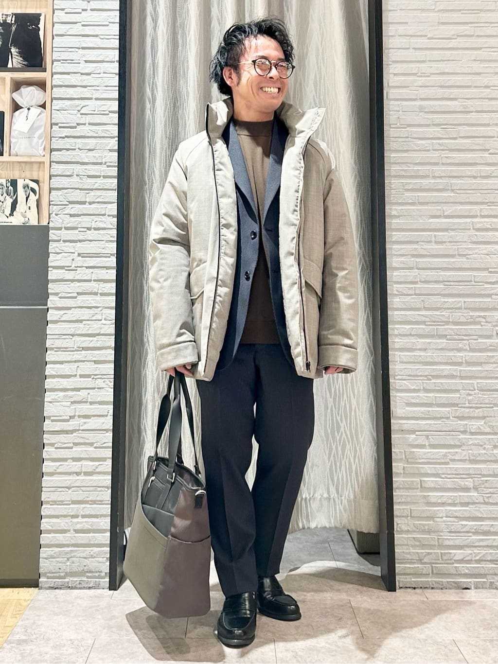 KENJI Iさんの「THE SHOP TK｜【軽くて、暖かい】SORONA／ソロナ 中綿ブルゾン 防風/軽量/洗濯機OK/フード脱着可」を使ったコーディネート