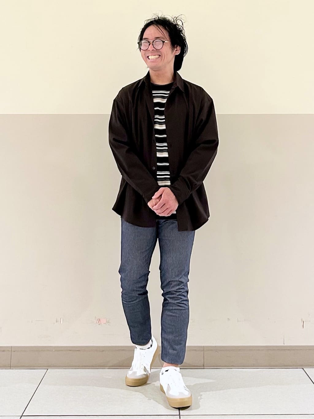 KENJI Iさんの「THE SHOP TK｜マルチボーダープルオーバー S／S」を使ったコーディネート