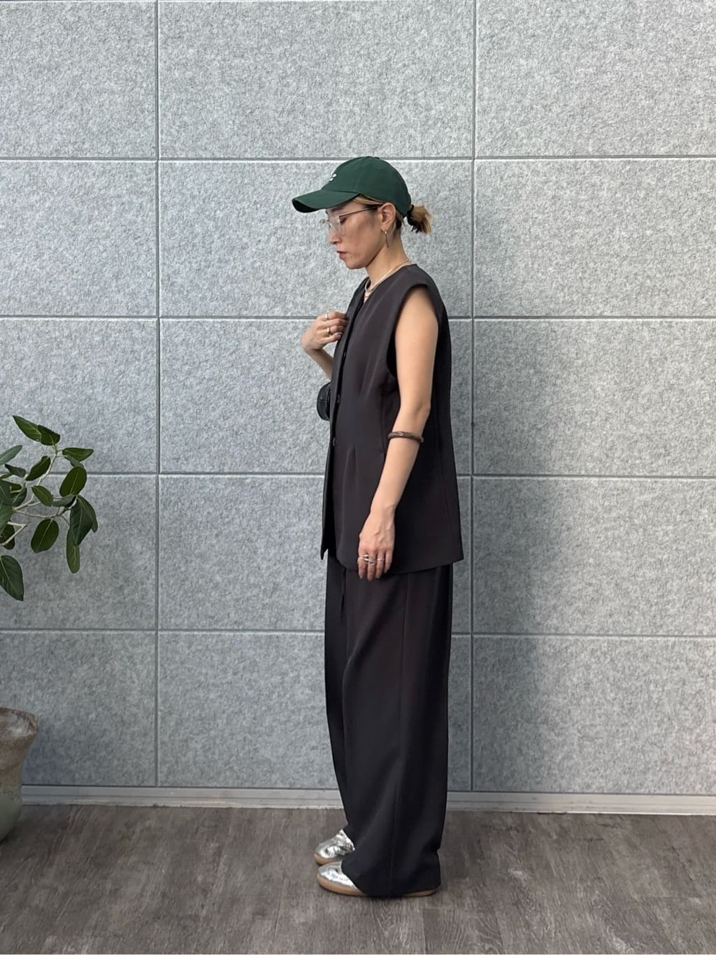 kotakiさんの「INDIVI｜【セットアップ対応】ウーステッドライクジレジャケット」を使ったコーディネート