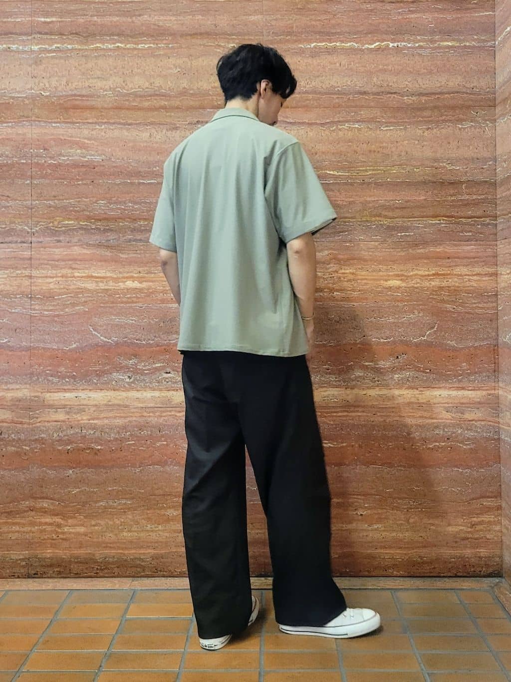 piroyaさんの「TAKEO KIKUCHI｜【COOL CITY WEAR】エアートール オープンカラーシャツ /接触冷感・通気性」を使ったコーディネート
