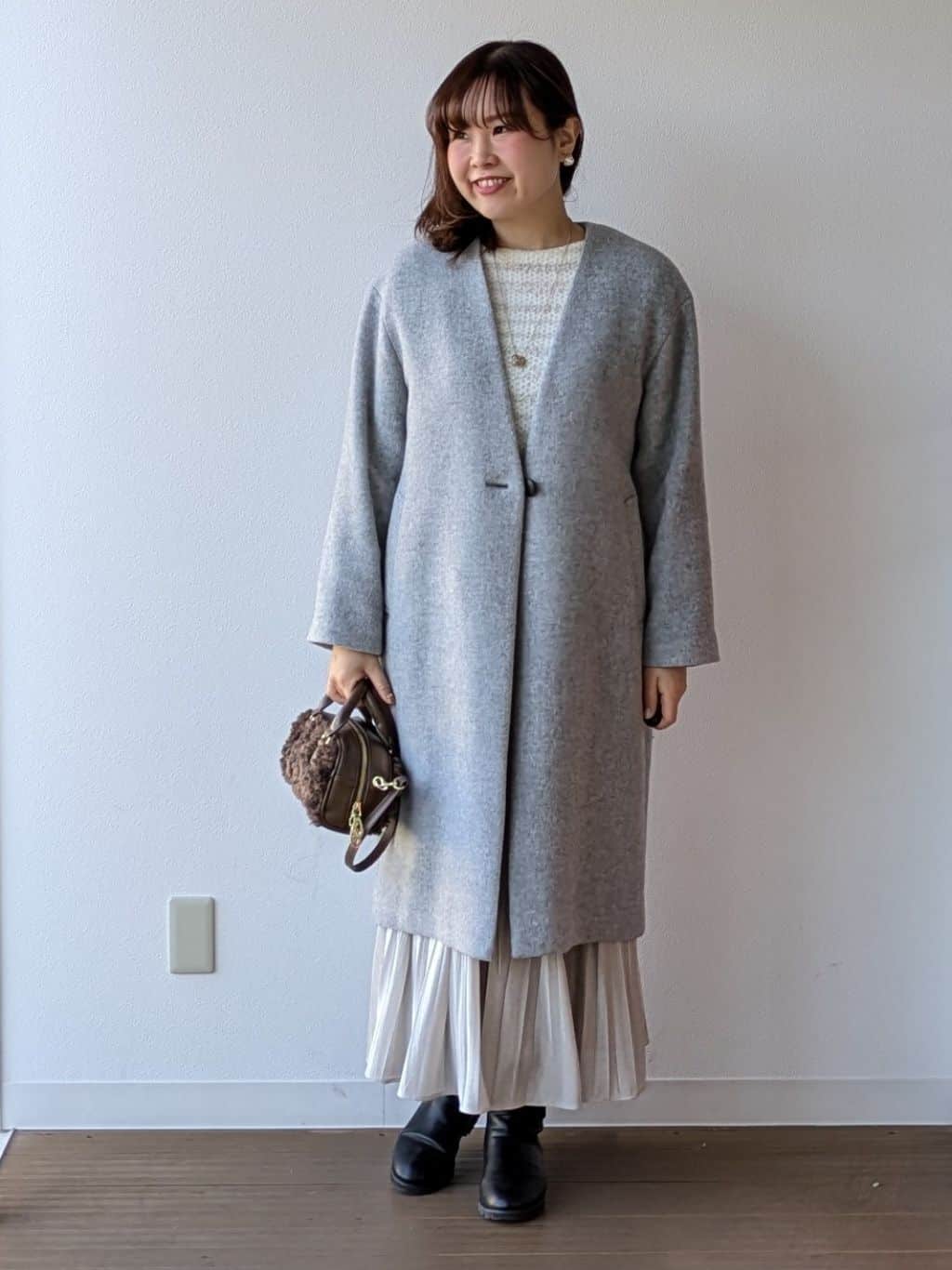 なみきさんの「UNTITLED｜【軽量／ウール混】ライトフォルム ロングコート」を使ったコーディネート