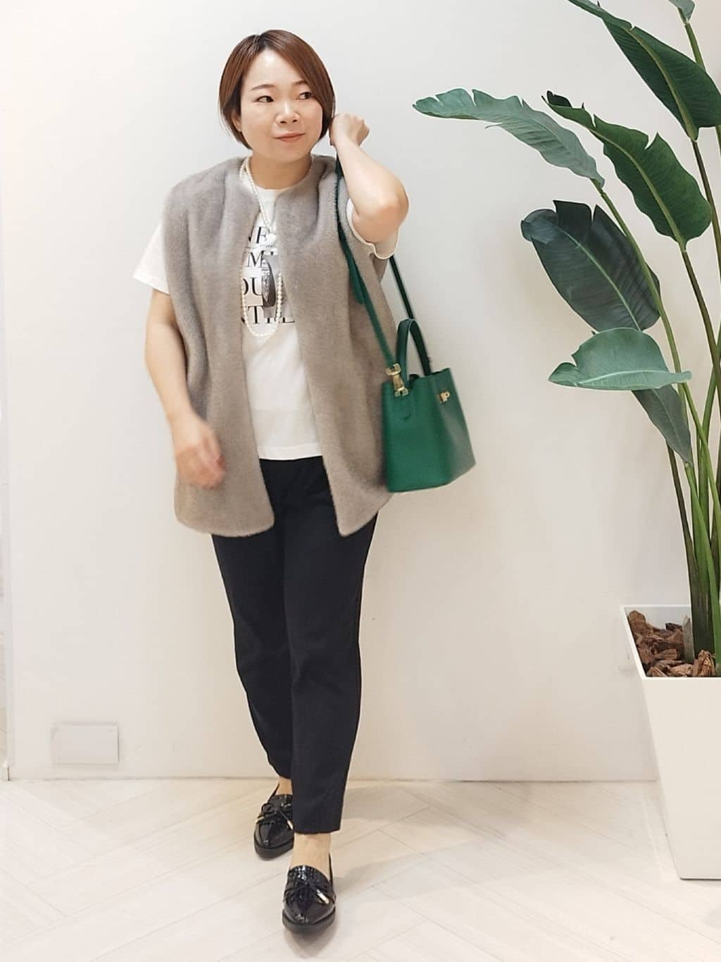 s u g iさんの「UNTITLED｜【ロゴT/プリントT】グラフィックTシャツ」を使ったコーディネート
