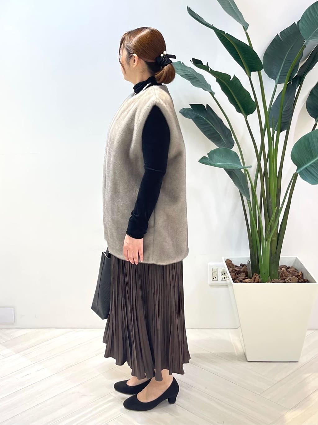 Tomoさんの「UNTITLED｜【トレンド/ジレ】フェイクファーベスト」を使ったコーディネート