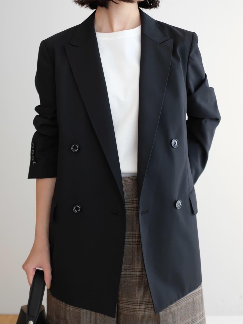 Kishimotoさんの「DRESSTERIOR｜◆【接触冷感/抗菌防臭/消臭】アイスクリアコットンドルマンT」を使ったコーディネート