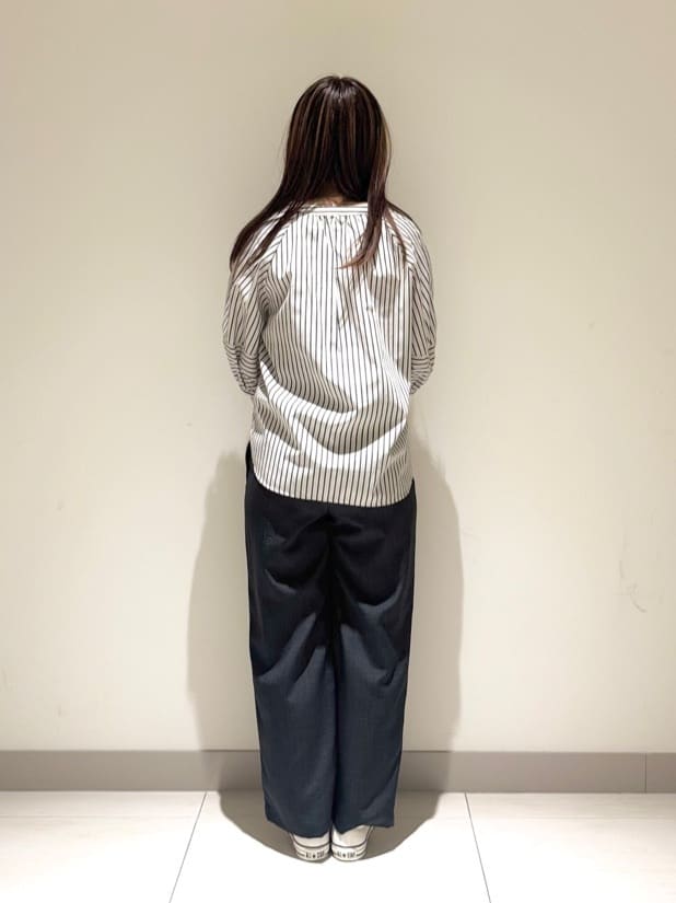 Liriさんの「Dessin｜【ウエストゴム・洗える】アウトポケットワイドパンツ（XS～L）」を使ったコーディネート