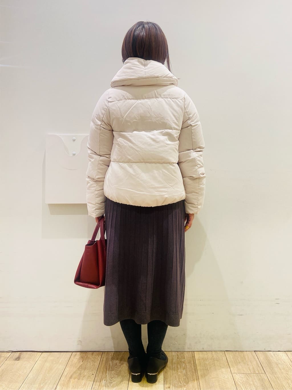 YUKOさんの「index｜【抗菌防臭】ビジュー付きヒールパンプス」を使ったコーディネート