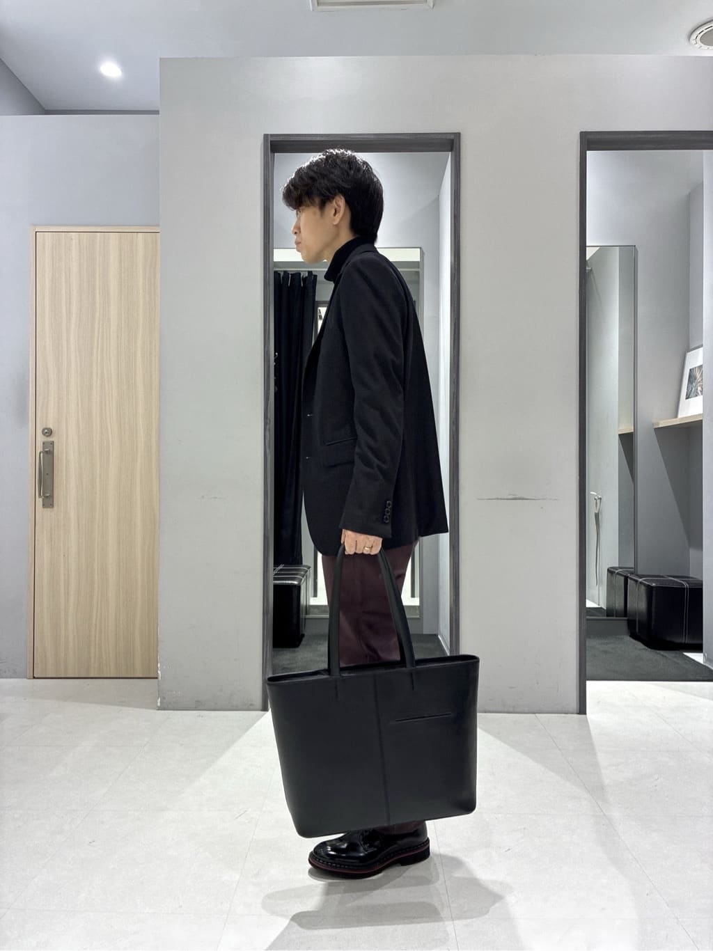 わいずみさんの「TAKEO KIKUCHI｜【360&deg;ストレッチ／セットアップ対応】None Of Stress ジャケット」を使ったコーディネート