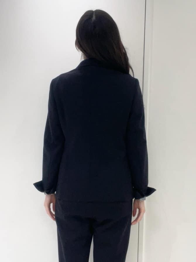 moeさんの「UNTITLED｜【洗える/お仕事着】ジオメトリック ハイネックブラウス」を使ったコーディネート