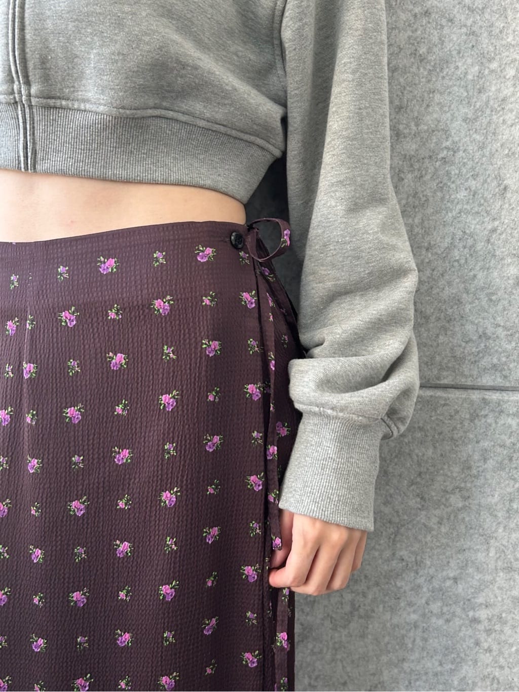 honoka Aさんの「CODE A｜short zip sweat」を使ったコーディネート