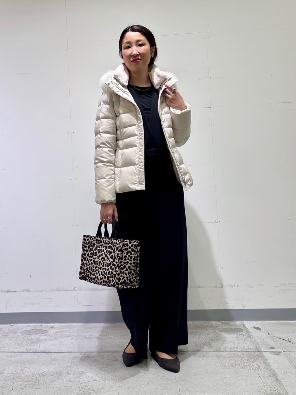 yuriさんの「INDIVI｜【トレンド／スタイルアップ】ストレッチコンビネゾン」を使ったコーディネート