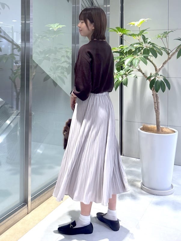 yukaさんの「UNTITLED｜【8色展開／コンパクト丈】レーヨン混 コクーンニット」を使ったコーディネート