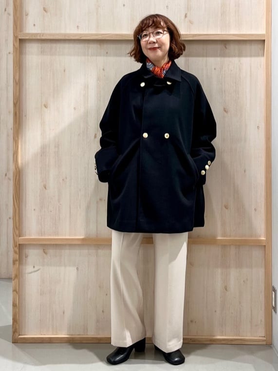 nakoさんの「THE SHOP TK｜クラシカルな装い ウールライクスタンドカラーコート」を使ったコーディネート