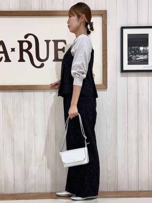 みきぽんさんの「SHOO･LA･RUE｜【2点セット】着るだけで決まる クラシカルなツイード調セットアップ」を使ったコーディネート