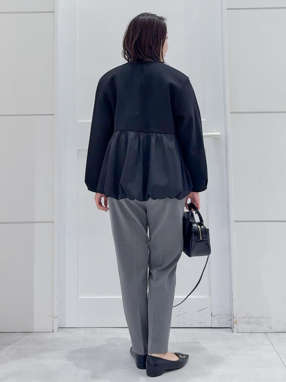 yuka.aさんの「OPAQUE.CLIP｜ウォームタッチ イージーテーパードパンツ【洗濯機洗OK／ストレッチ】」を使ったコーディネート