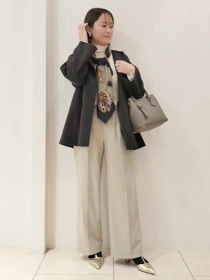 naokoさんの「UNTITLED｜【ミディ丈/軽やか】セミラグランリバー コート」を使ったコーディネート
