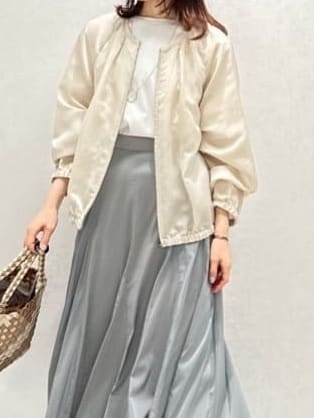 Miwaさんの「UNTITLED｜フープトップネックレス」を使ったコーディネート