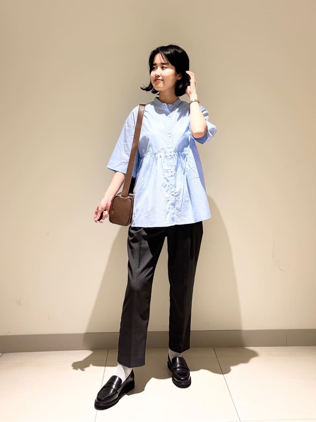 mayuさんの「Dessin｜【ウエストゴム・洗える】センターライン入りテーパードパンツ（XS～L）」を使ったコーディネート