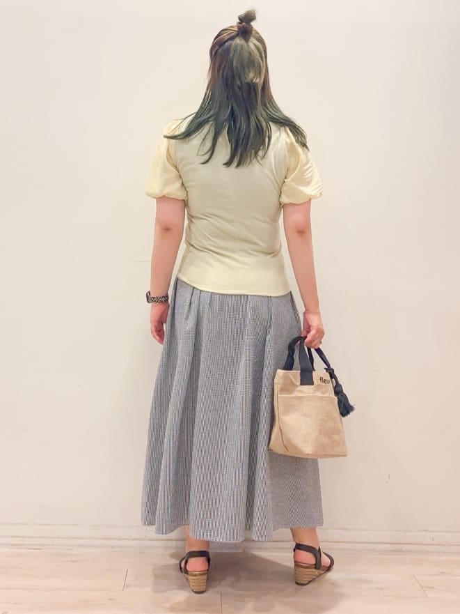 naoさんの「SHOO･LA･RUE｜◆【高レビュー/累計販売35万足突破】片手ではけるサンダル シューダル 25SS」を使ったコーディネート