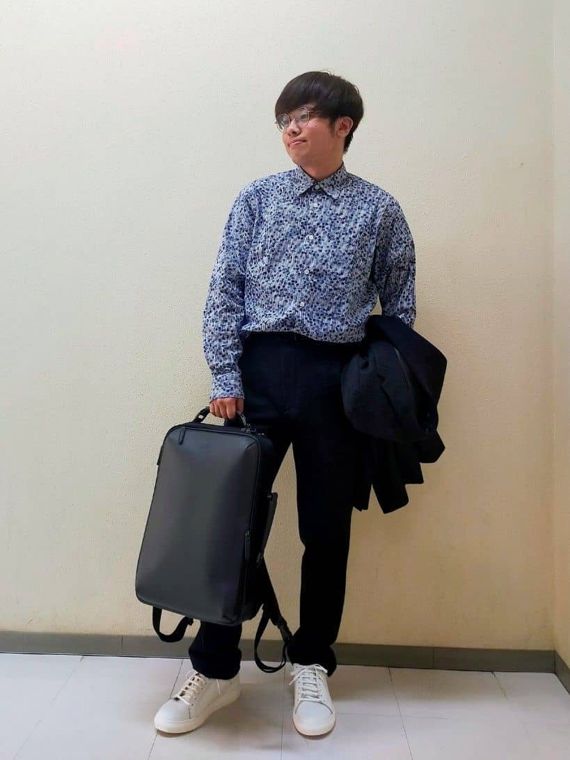 nerさんの「TAKEO KIKUCHI｜ストライプ小花 長袖シャツ」を使ったコーディネート