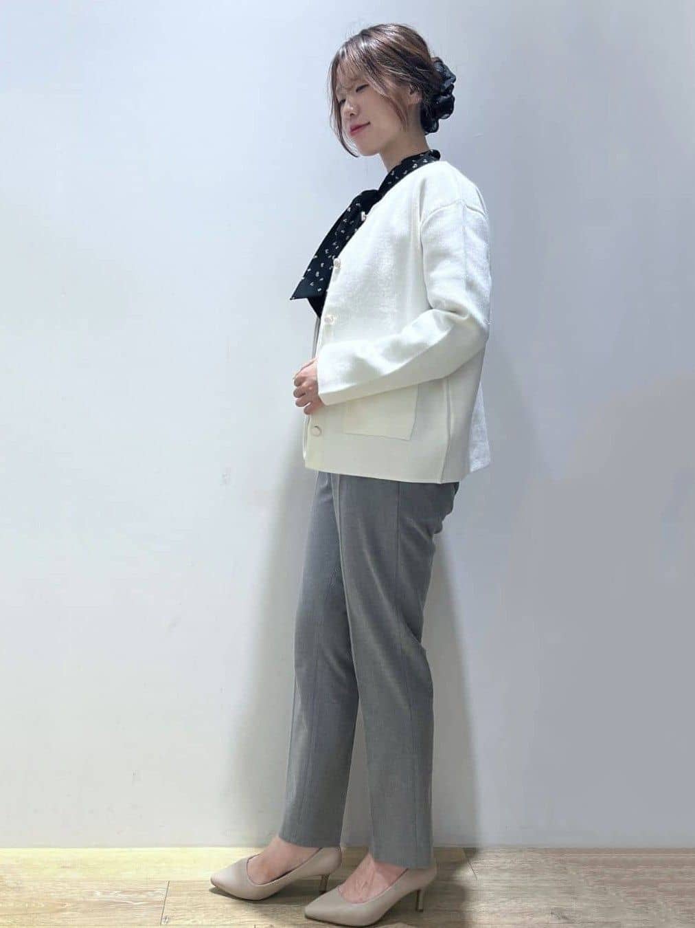 Mimさんの「index｜アシンメトリーレイヤードボウタイブラウス【洗濯機OK／イージーアイロン／防シワ】《XS～3L》」を使ったコーディネート
