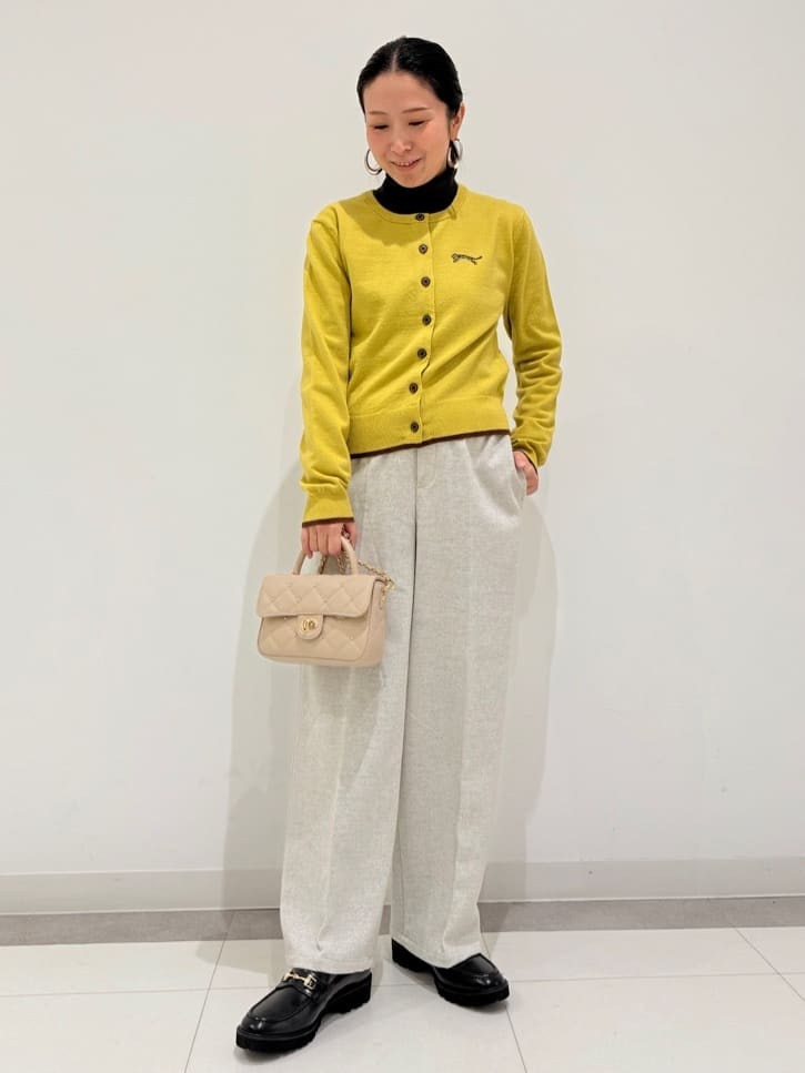 MIYAKAWAさんの「DRESSTERIOR｜シルクブレンドメリノウールリブプルオーバー」を使ったコーディネート