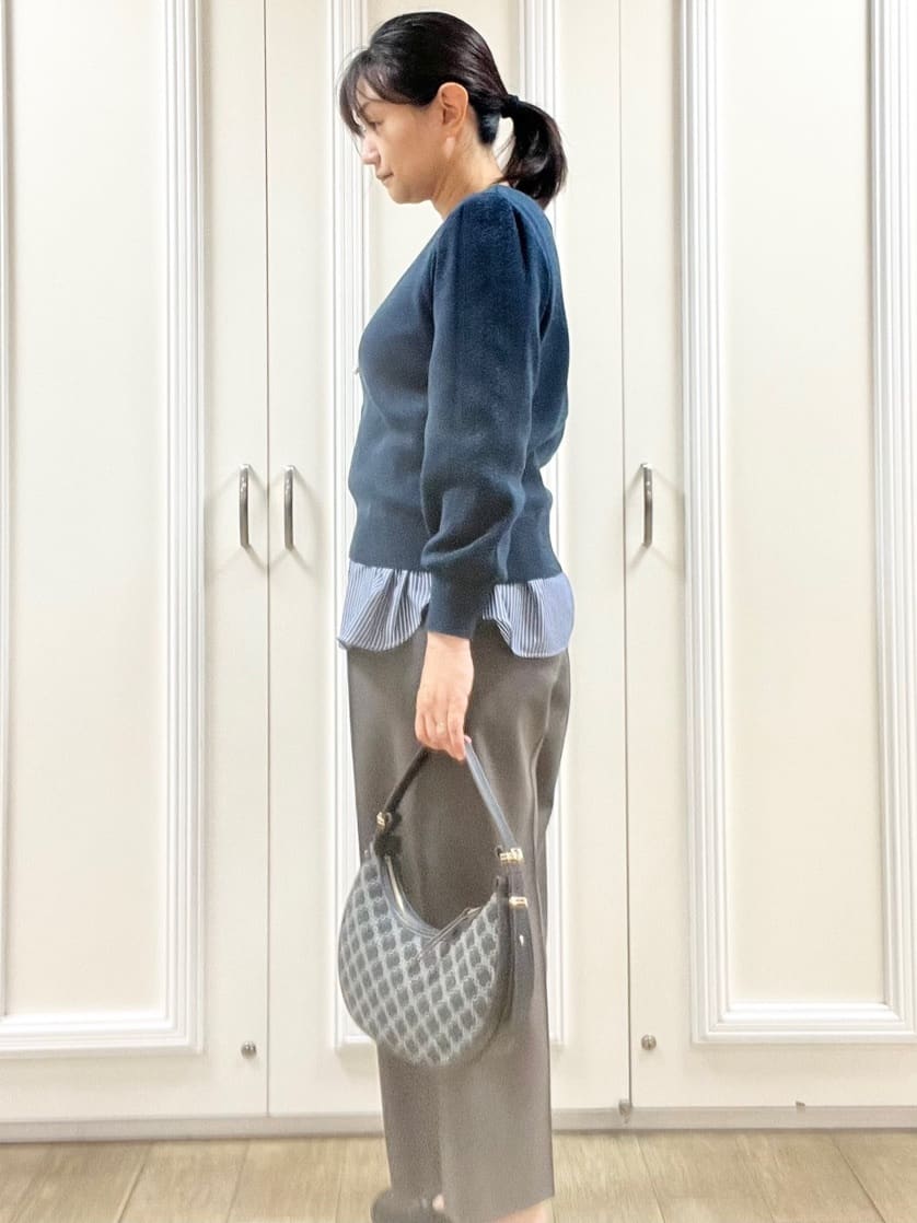 KAOさんの「Reflect｜【選べる8色／スカートにもパンツにも◎】ウール混ボートネックニット」を使ったコーディネート